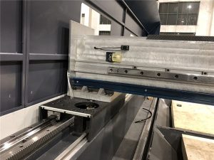 fonte maxphotonics della tagliatrice del laser della fibra metallica di tipo aperto per le parti automobilistiche